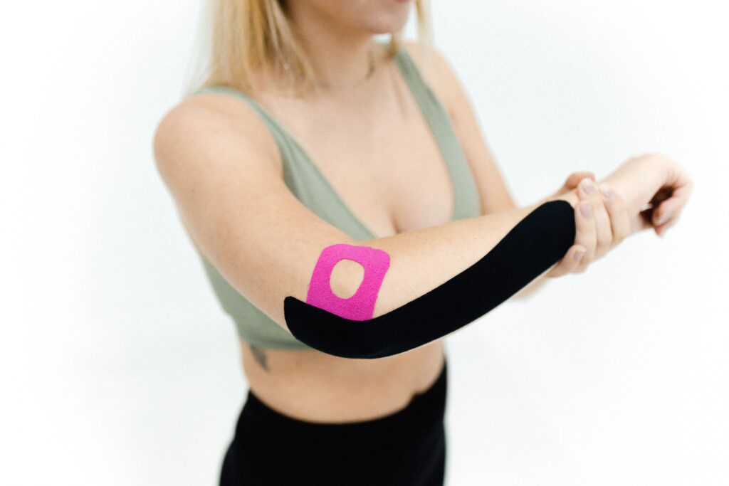 kinesiología, anatomía, fisiología, biomecánica, psicología, curso kinesiología, análisis del movimiento humano, elementos biomecánicos, fisiológicos del ejercicio, rehabilitación física, salud y el bienestar físico, kinesiólogos, fisioterapeutas, médicos y enfermeros