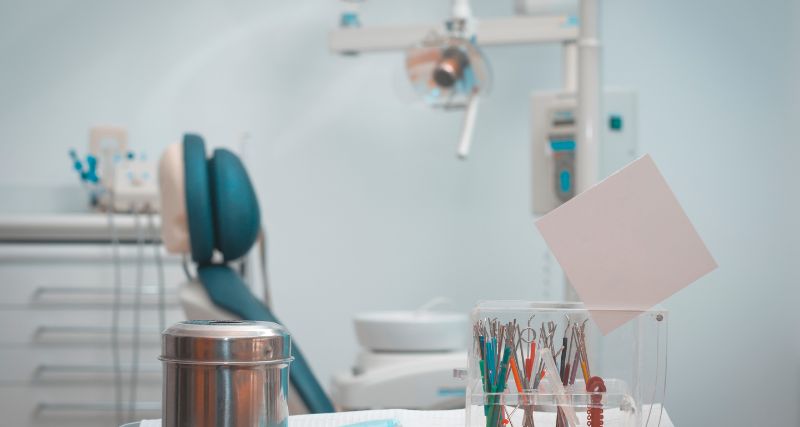 curso de dirección de clínicas odontológicas, iseie, curso online, curso presencial, odontología, sector dental, administración de clínicas dentales, clínica dental, gestión de recursos humanos, profesionales de la odontología, titulados universitarios, curso online, curso presencial