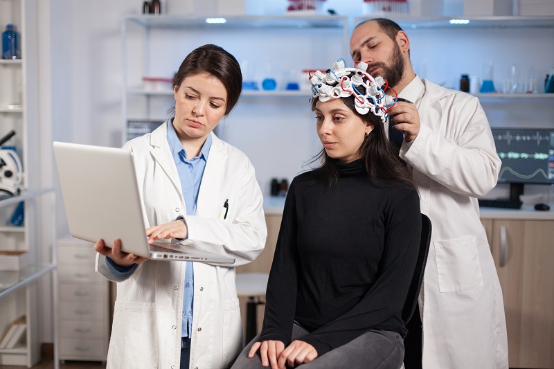 Maestría Profesional en Neuropsicología y Logopedia Clínica