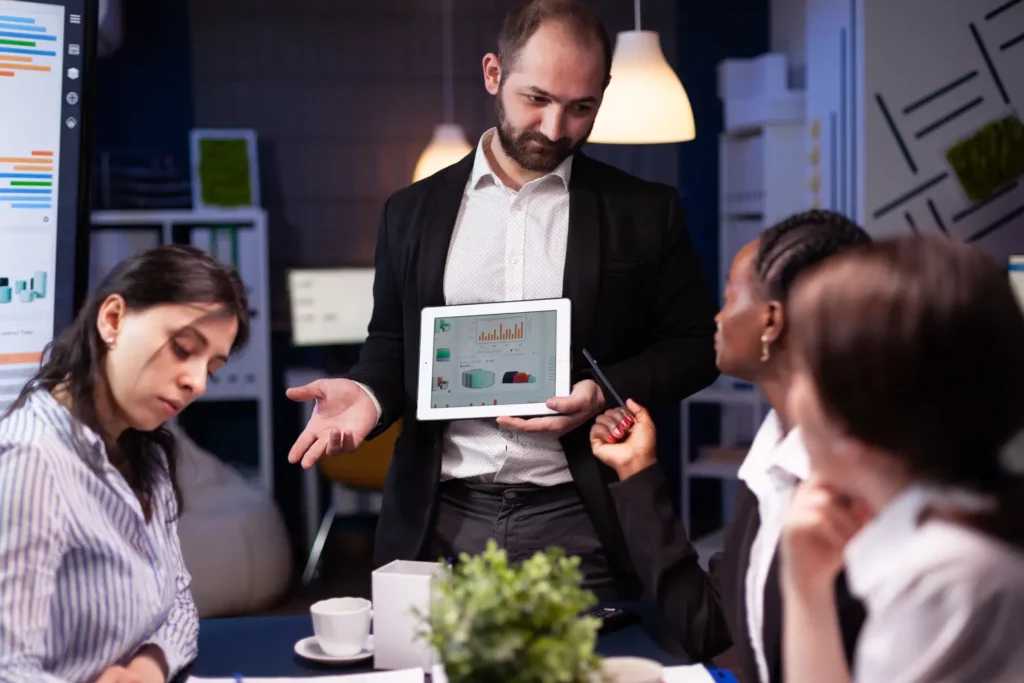 Curso-en-Estrategias-Digitales-y-Crecimiento-de-Negocios-3