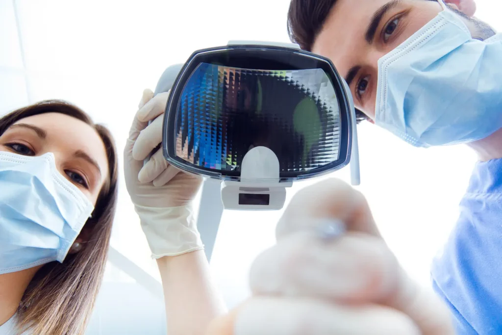 Diplomado-en-Cirugia-Refractiva-Catarata-y-Superficie-Ocular-3